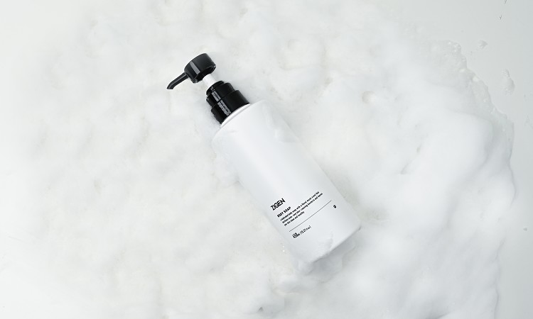 潤い不足がニキビを招く？「保湿」が重要な理由