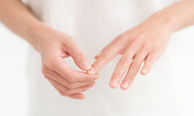 手荒れが与える意外な印象とは