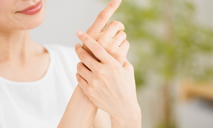 ささくれ、しもやけ、カサカサに！ハンドケアテクニック